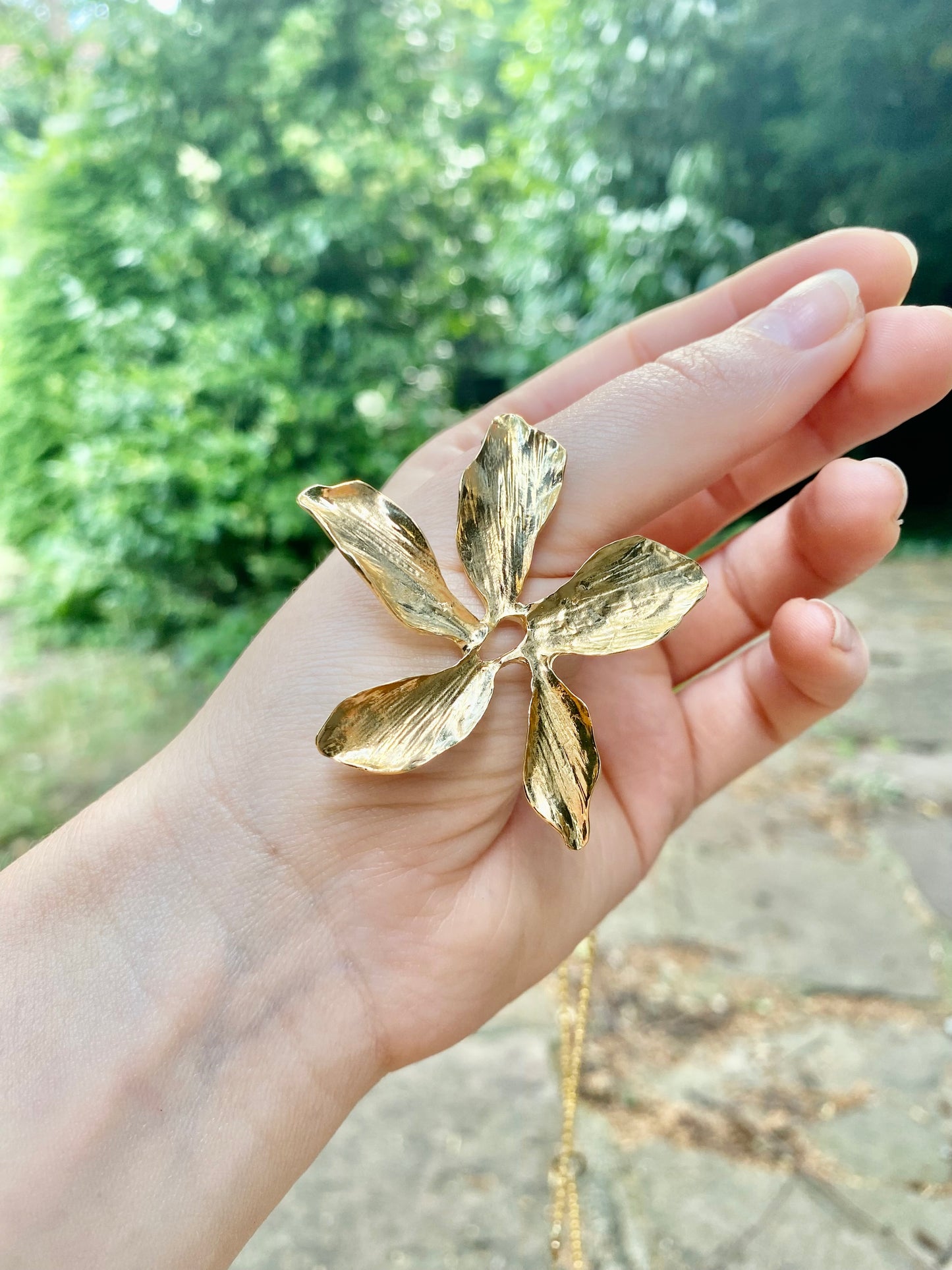 Pendentif Fleur de Laurier