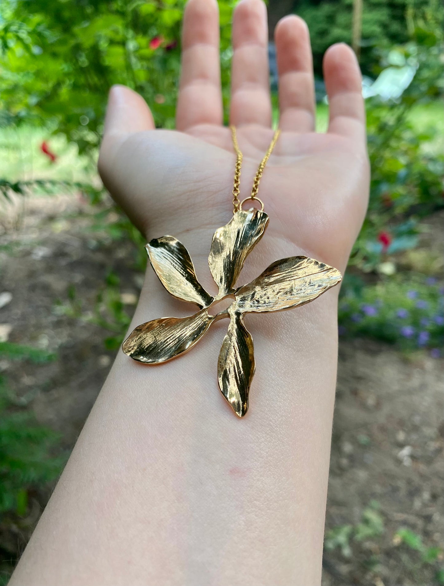 Pendentif Fleur de Laurier